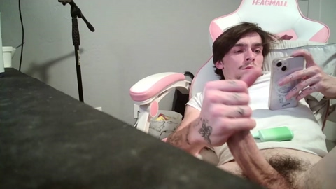 straightwhiteboy21  07-10-2022